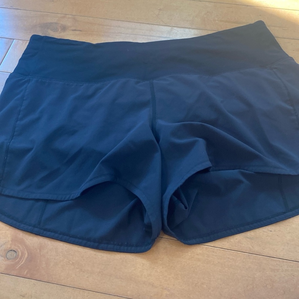 Lululemon shorts black size 12 tall